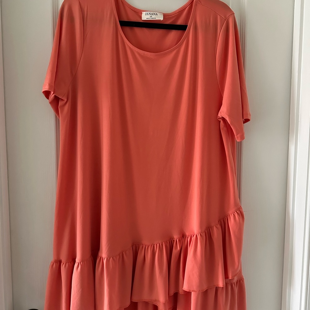 Zenana short sleeve ruffle bottom top